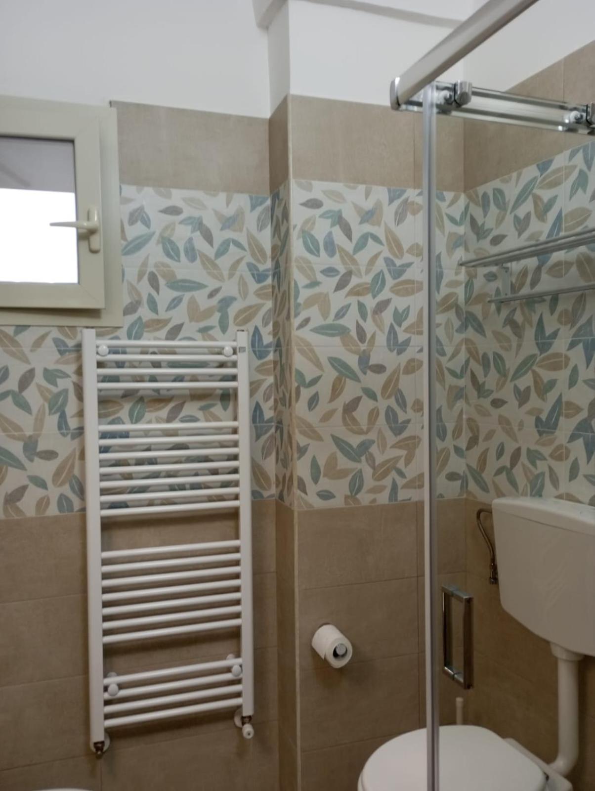 Albergo Vittoria Taviano  Bagian luar foto