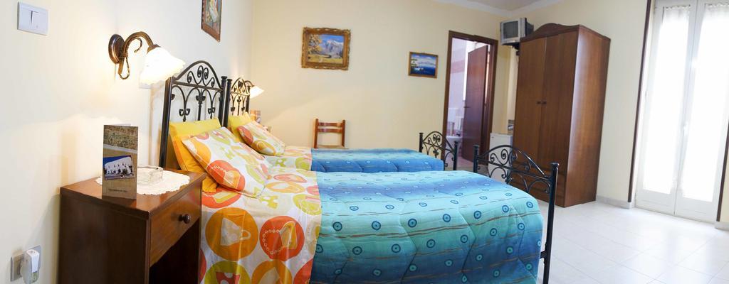 Albergo Vittoria Taviano  Bagian luar foto